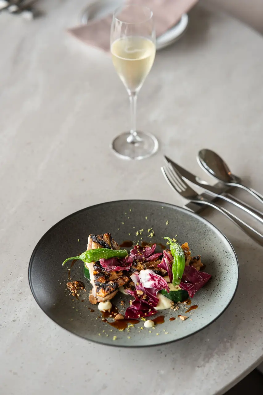 Table Setting Elegance